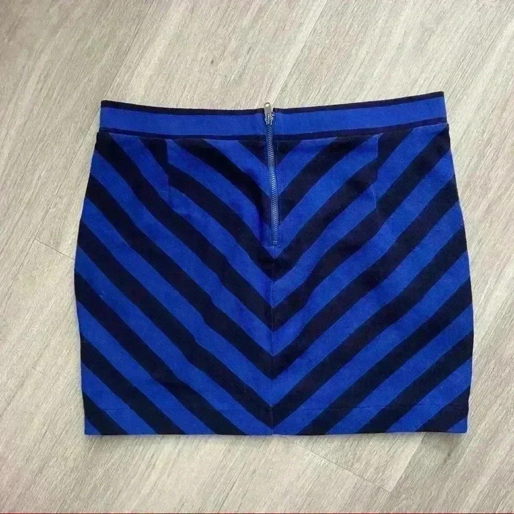 Gap black and blue stripe mini skirt - Picture 3 of 3